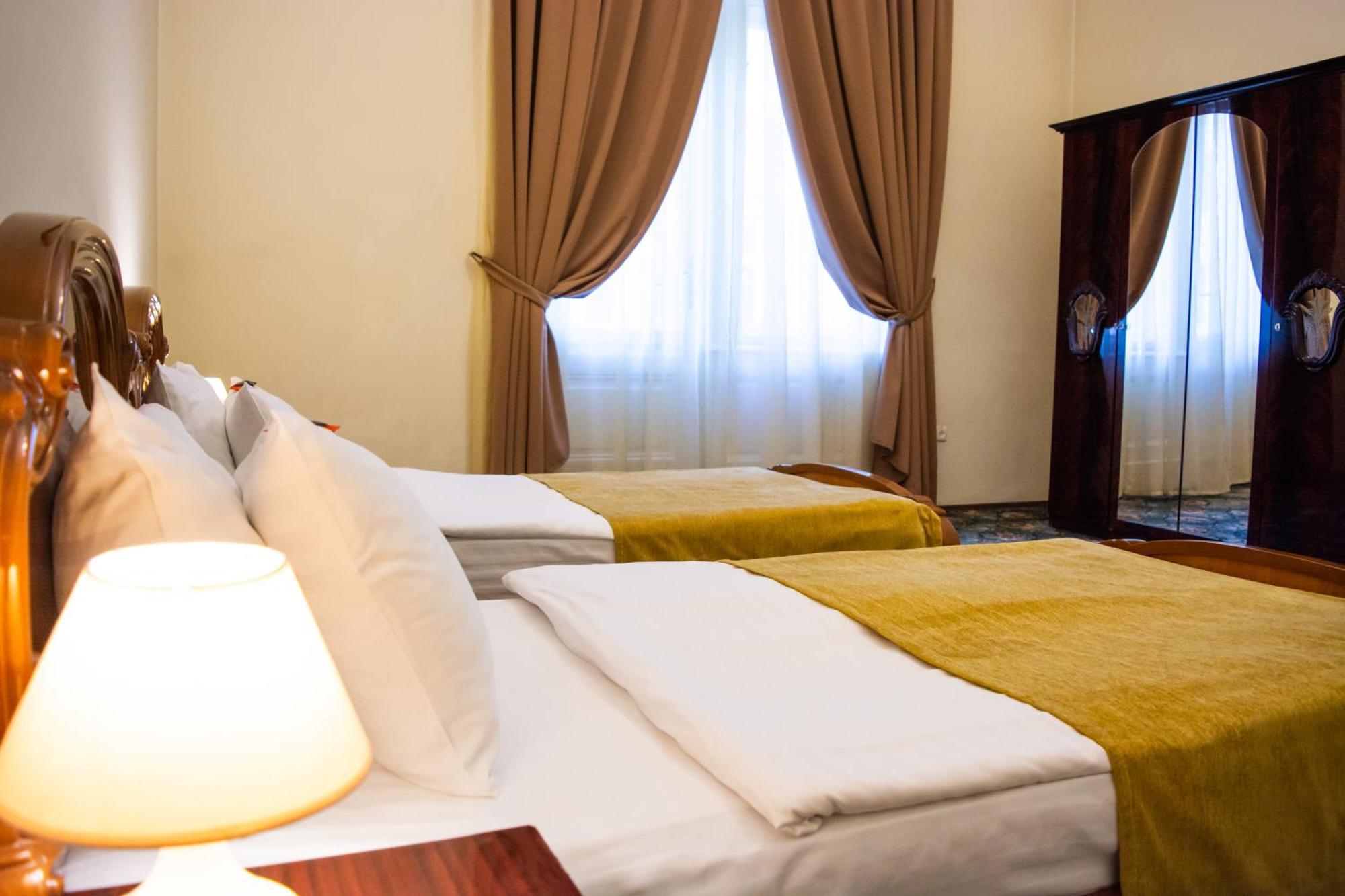 George Hotel Lviv Eksteriør billede