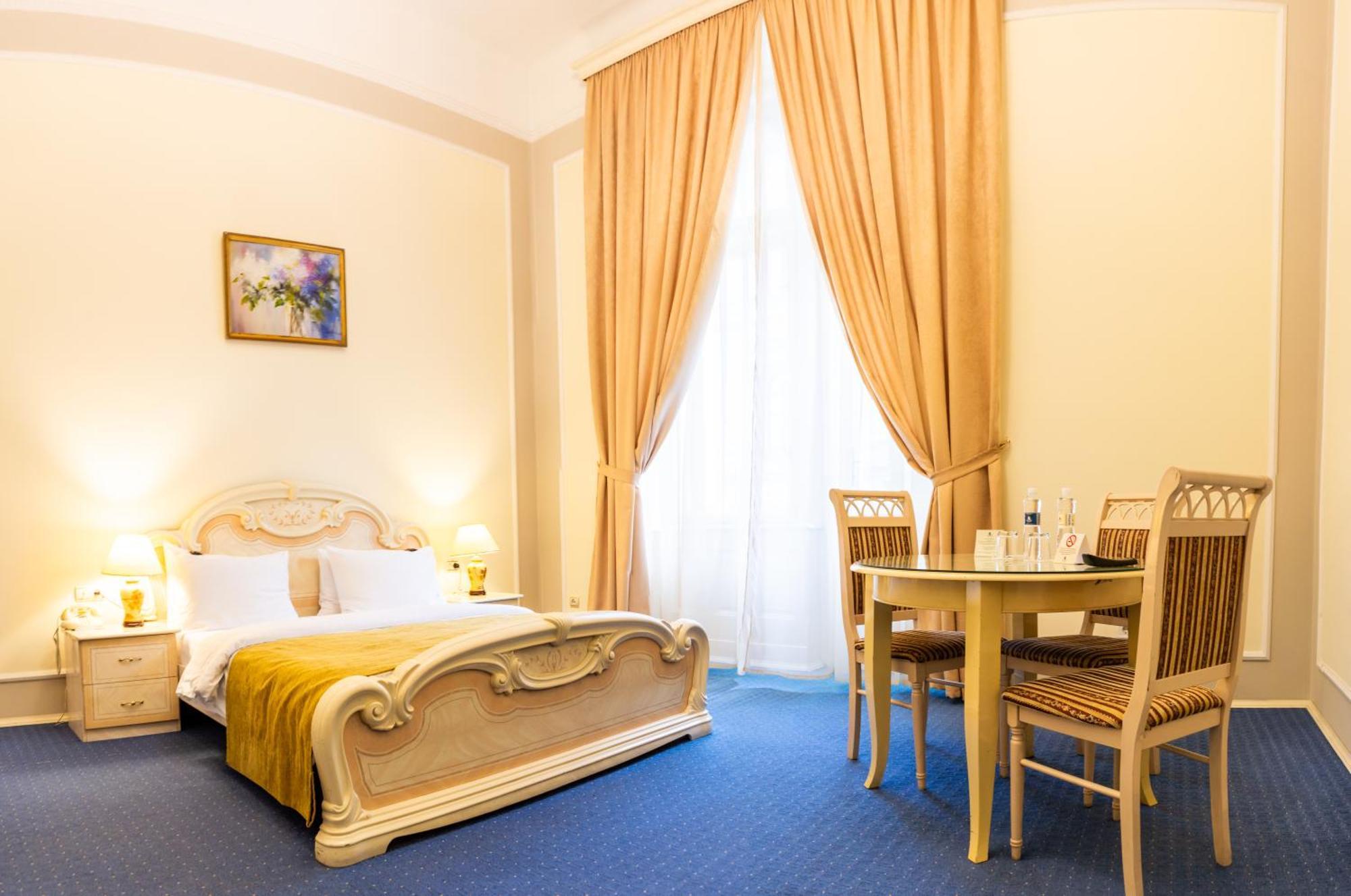 George Hotel Lviv Eksteriør billede