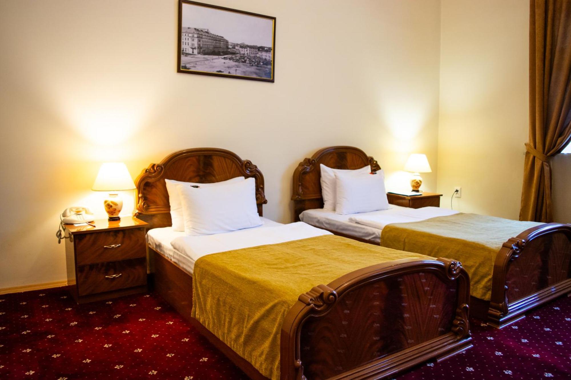 George Hotel Lviv Eksteriør billede
