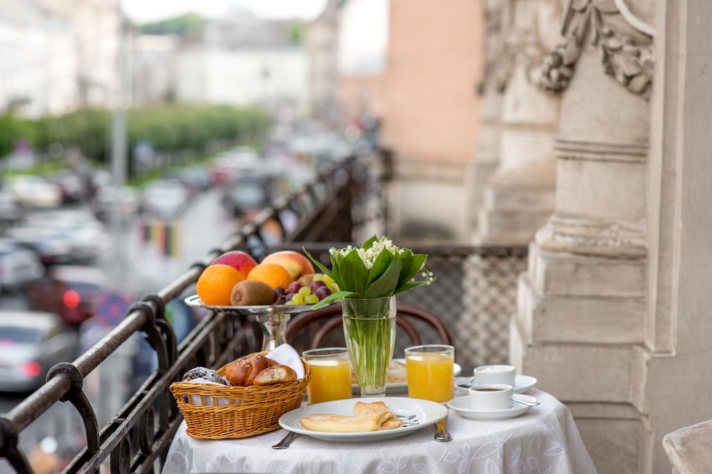 George Hotel Lviv Eksteriør billede