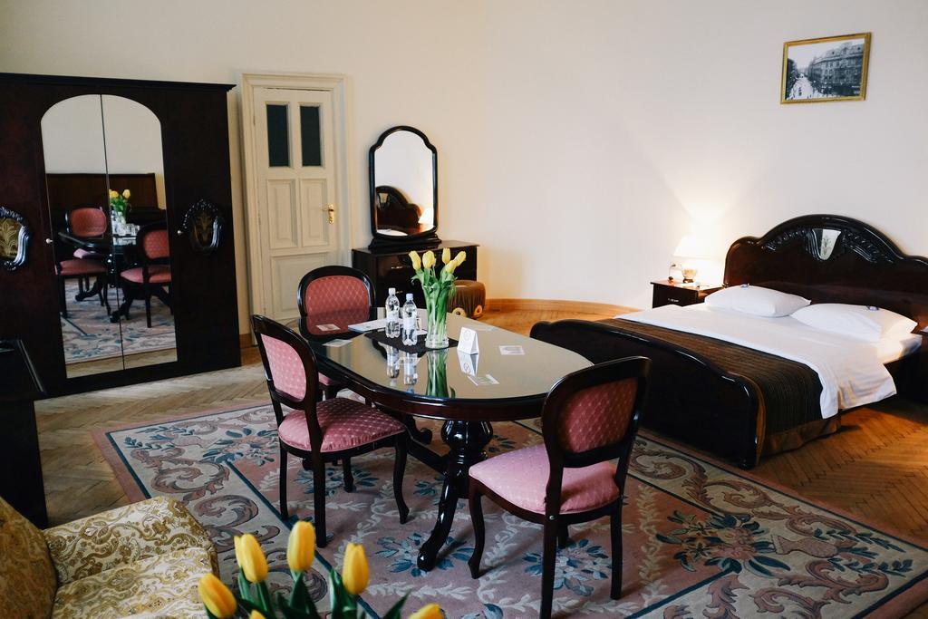 George Hotel Lviv Eksteriør billede