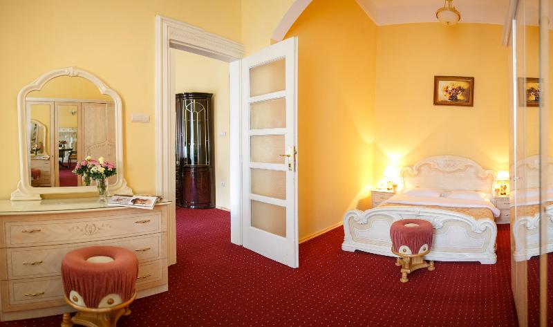 George Hotel Lviv Eksteriør billede