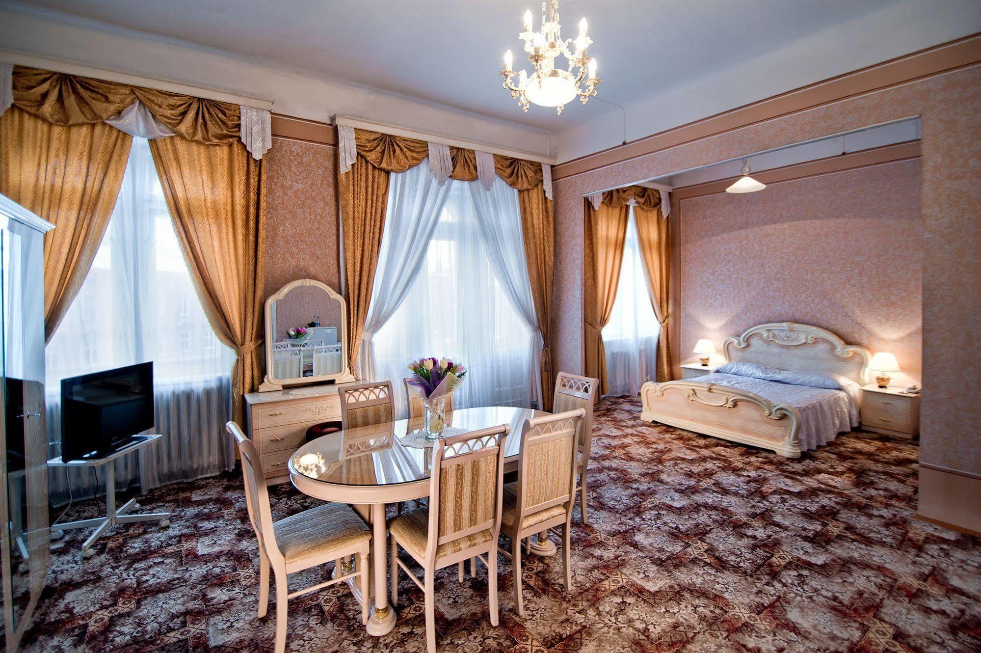 George Hotel Lviv Værelse billede
